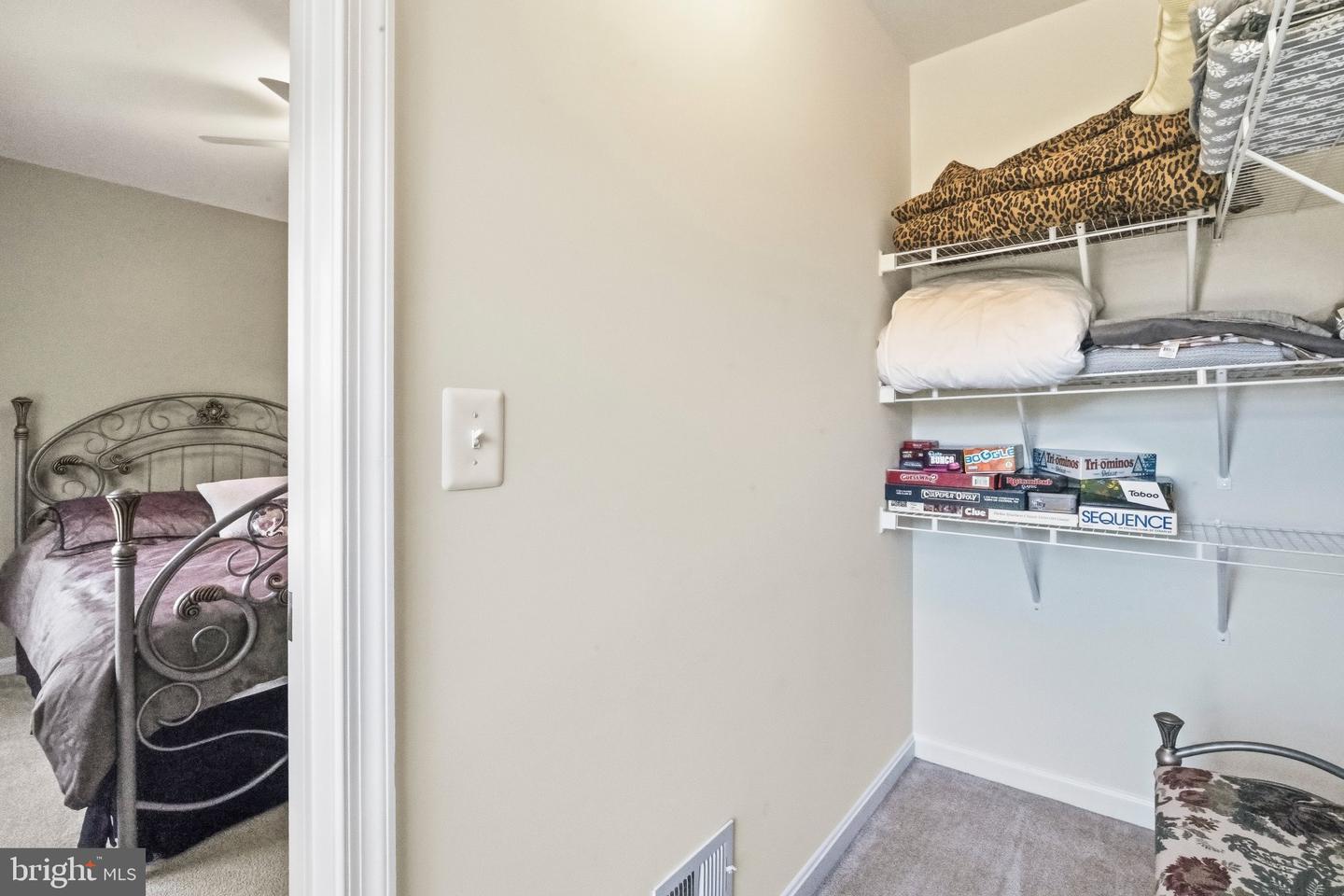 816 Shetland Way Property Photo 36