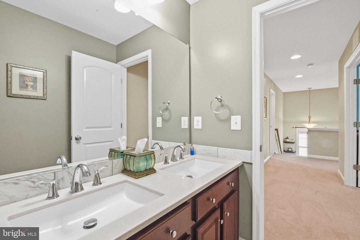 816 Shetland Way Property Photo 39