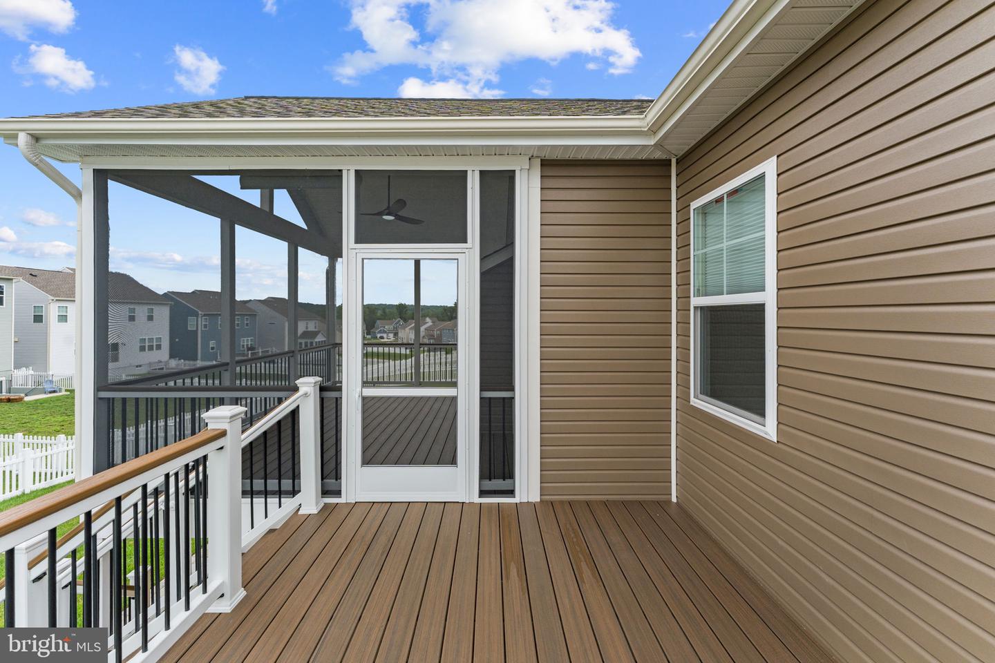 2047 Armstrong Ter Property Photo 41