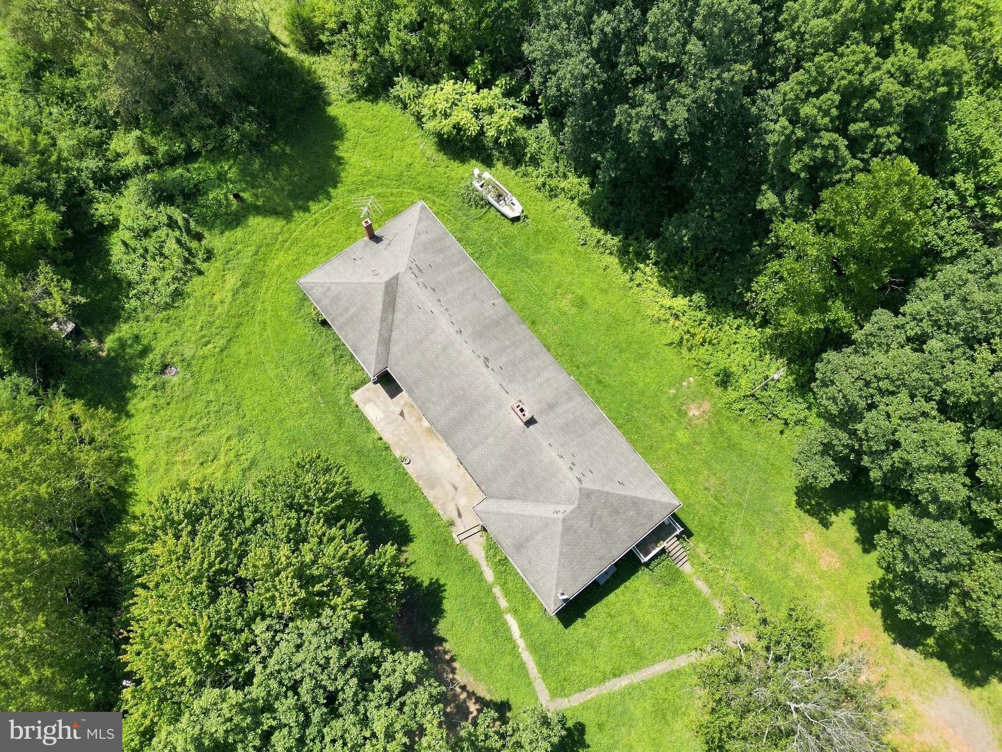 5491 Johnson Ln Property Photo 4