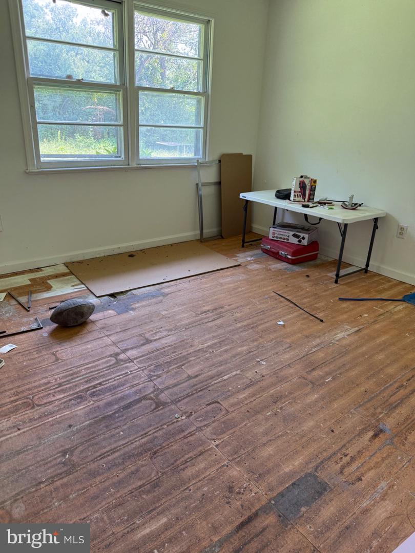 5491 Johnson Ln Property Photo 11