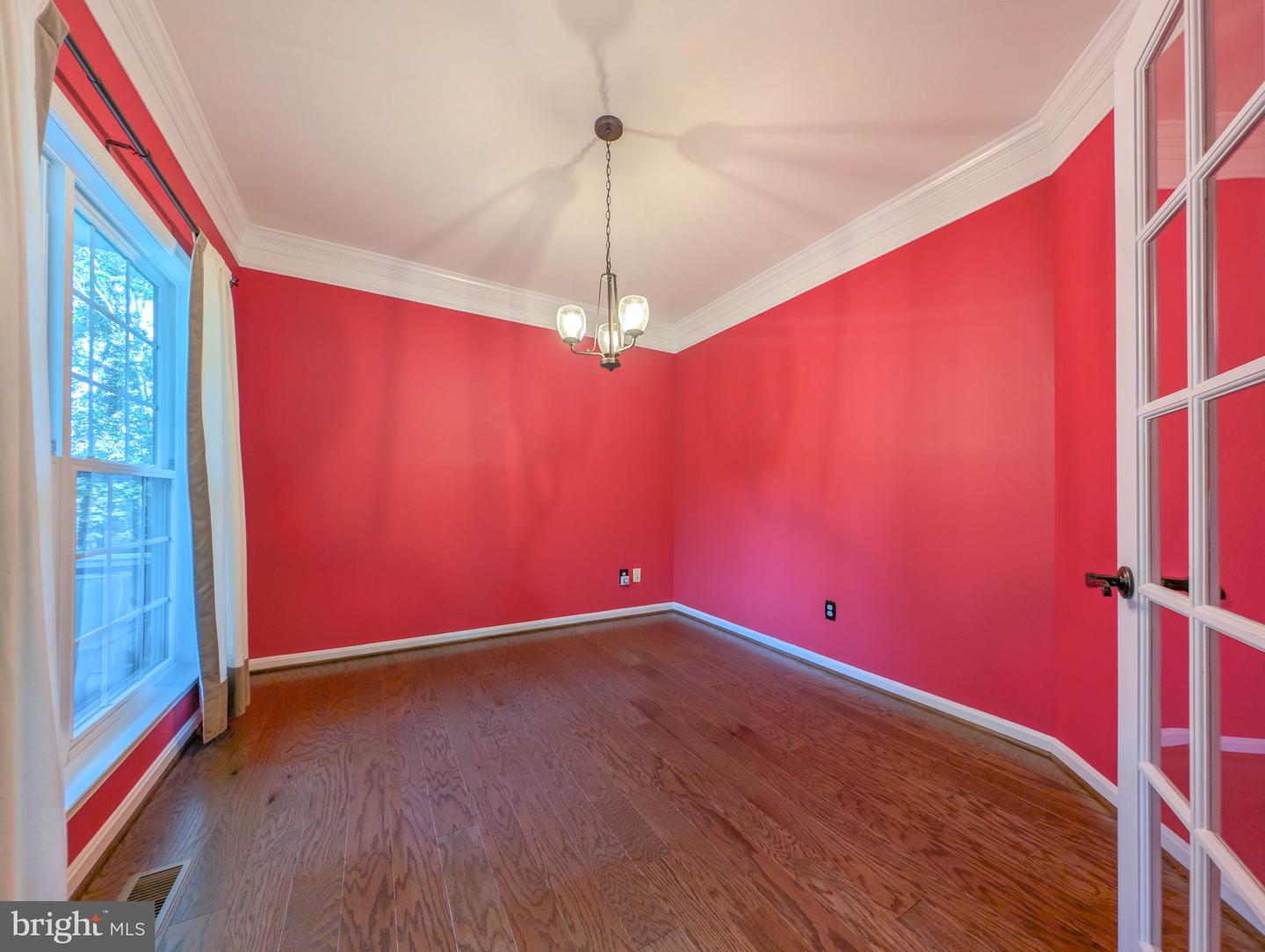 10229 Quartz Ave Property Photo 6