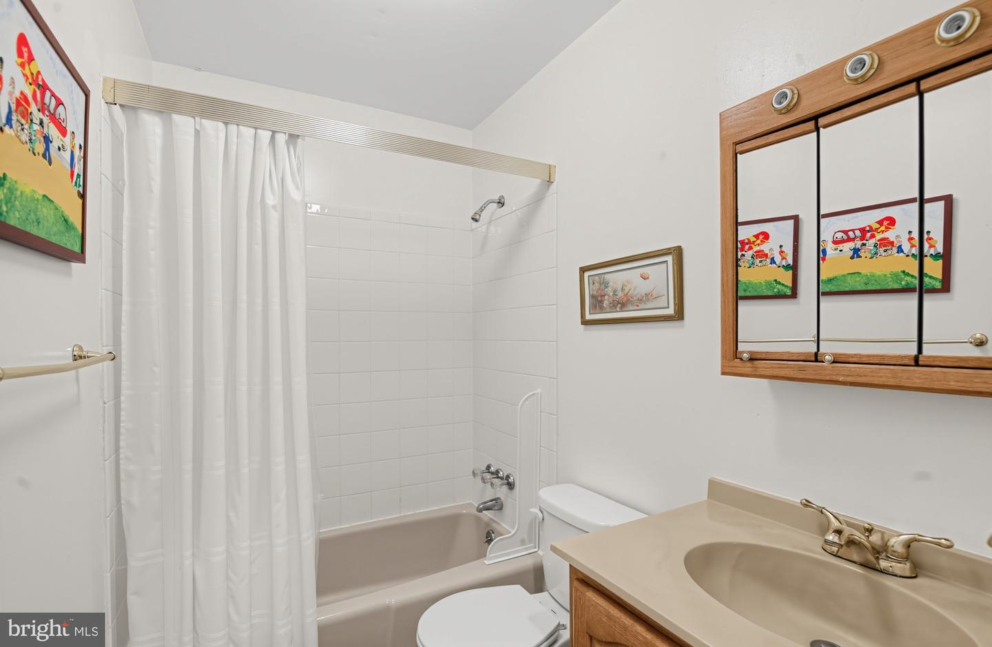 236 Chestnut Dr Property Photo 23