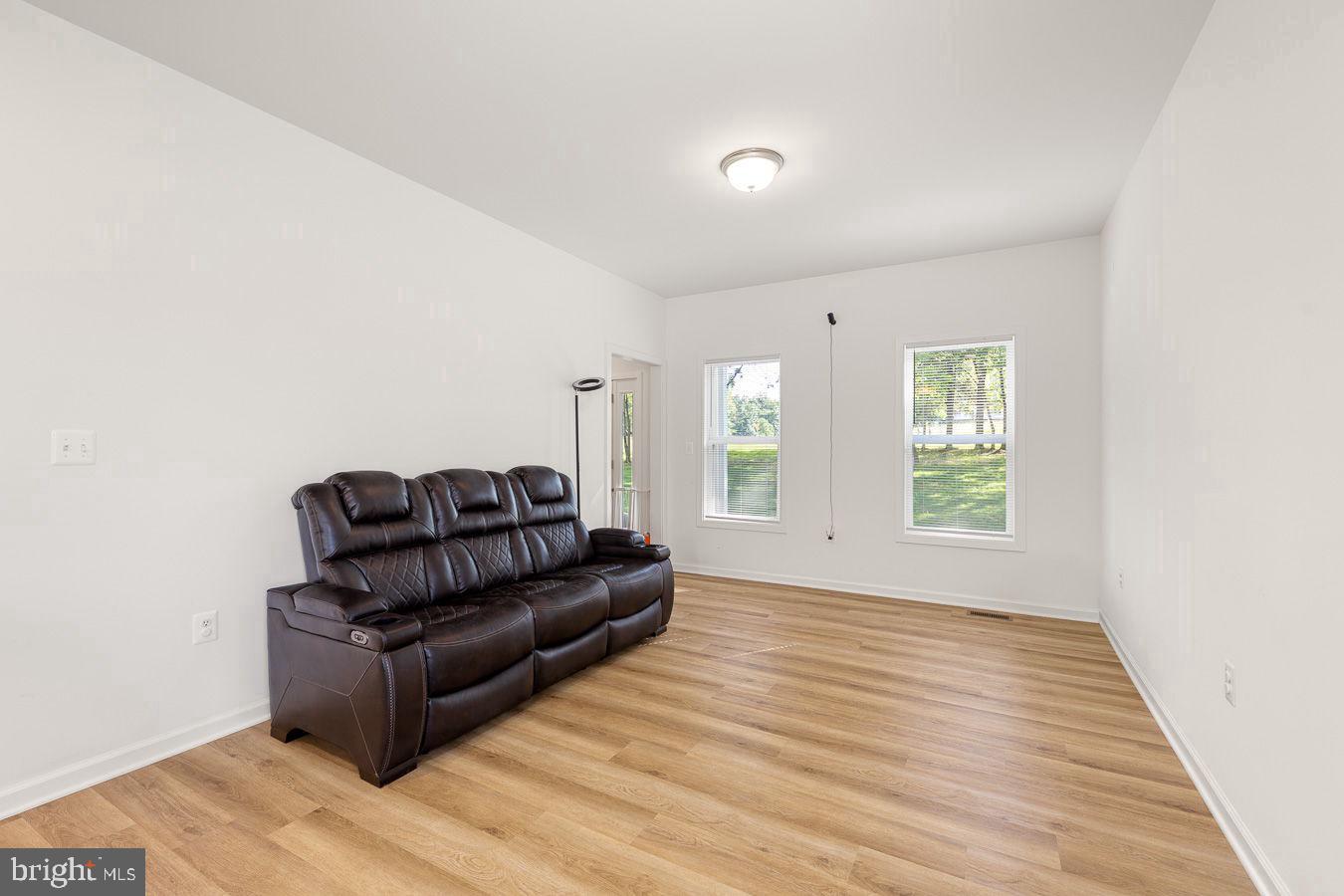 15445 Lake Vista Lane Property Photo 27
