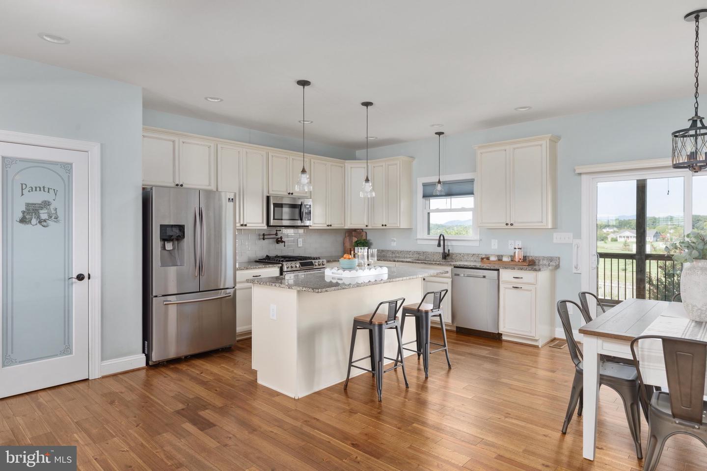 11187 Chase Ln Property Photo 6