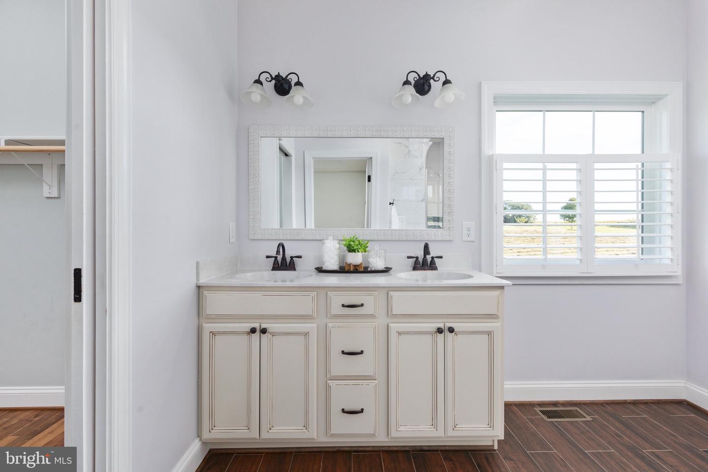 11187 Chase Ln Property Photo 16