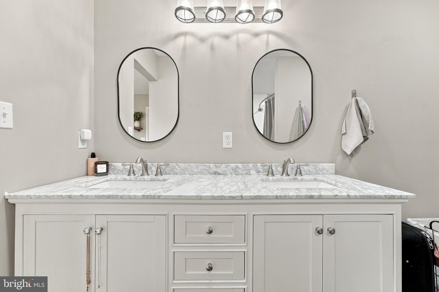1421 N Thomas Way Property Photo 24