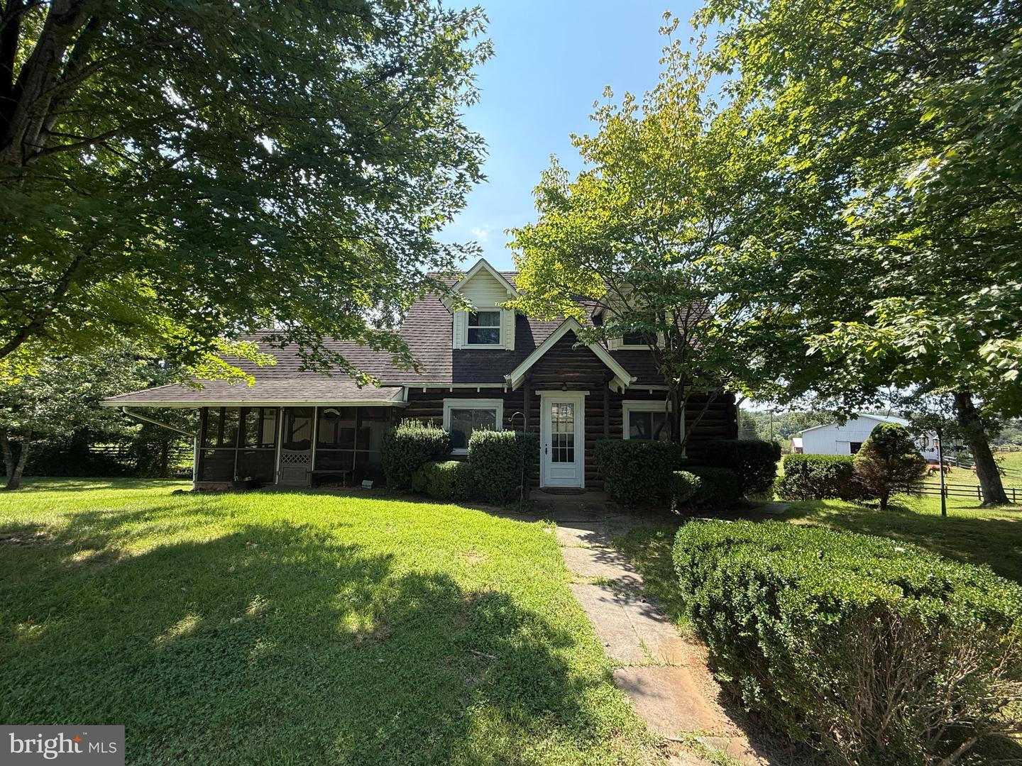 7246 Sperryville Pike Property Photo 1