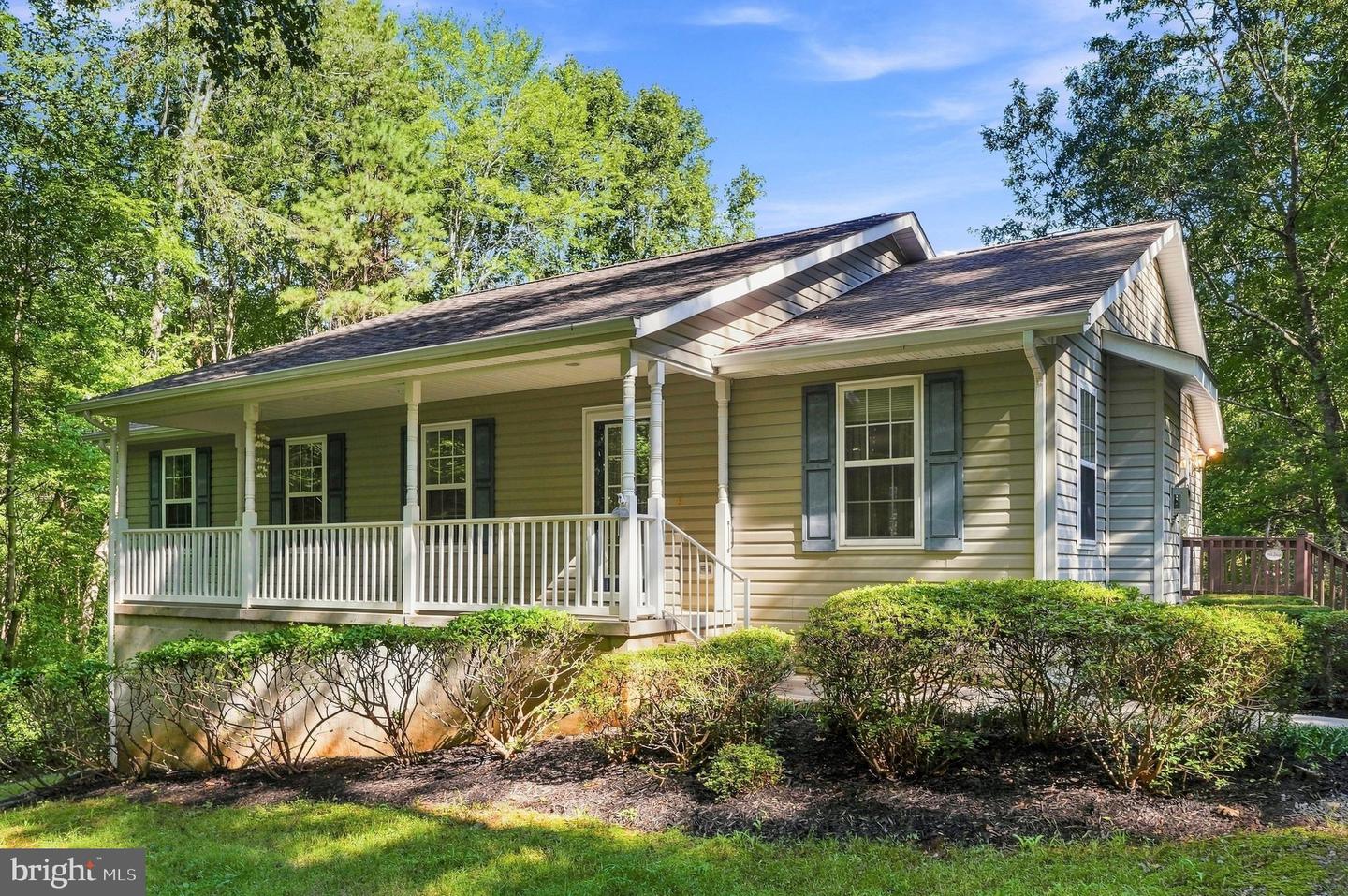 9109 Woodbrook Ln Property Photo 1