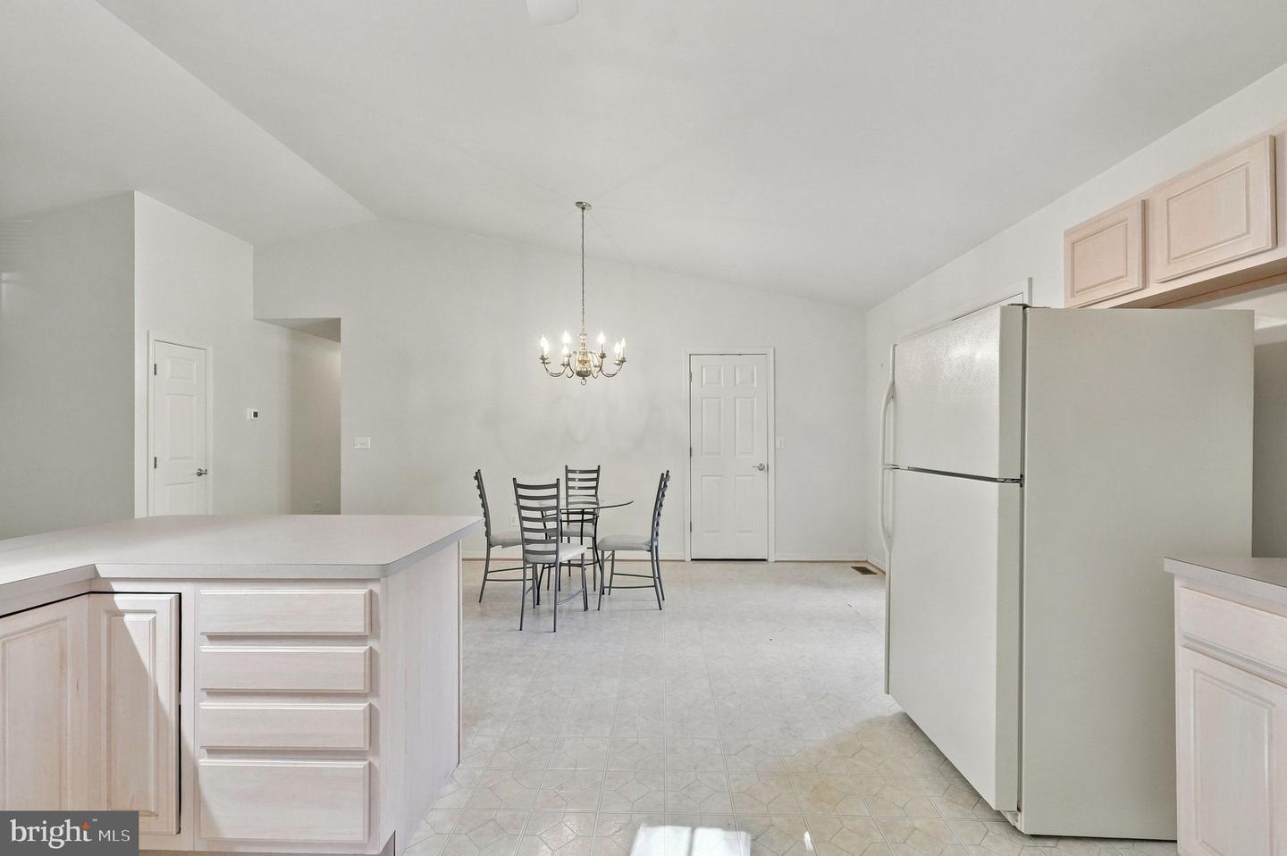 9109 Woodbrook Ln Property Photo 17