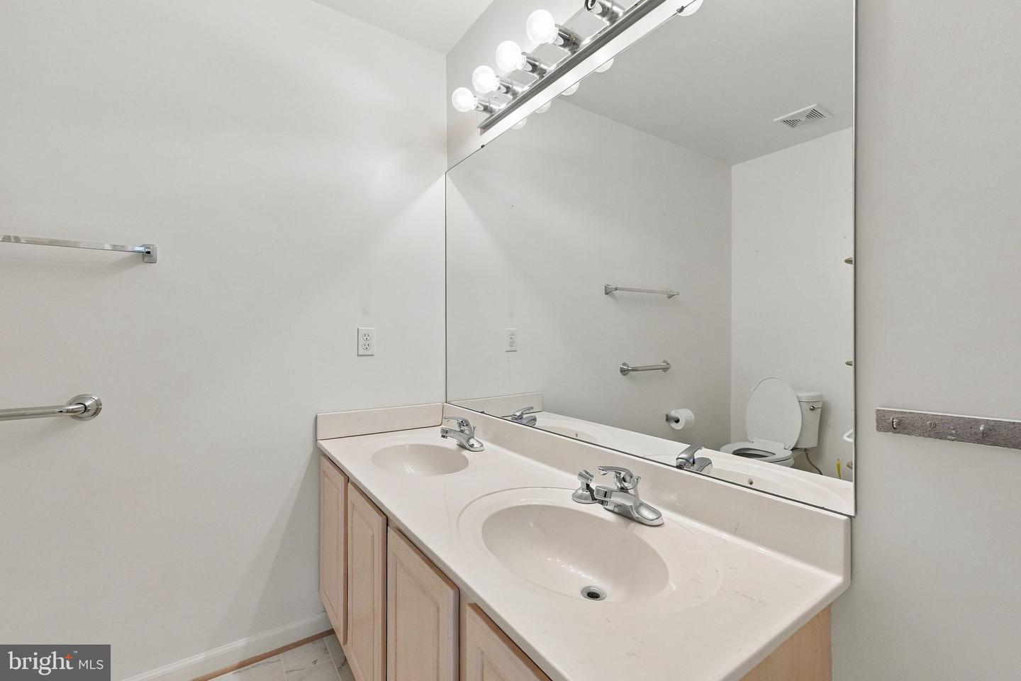 9109 Woodbrook Ln Property Photo 26