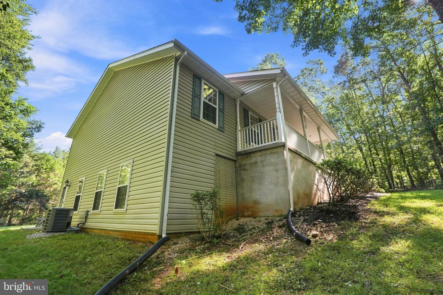 9109 Woodbrook Ln Property Photo 33