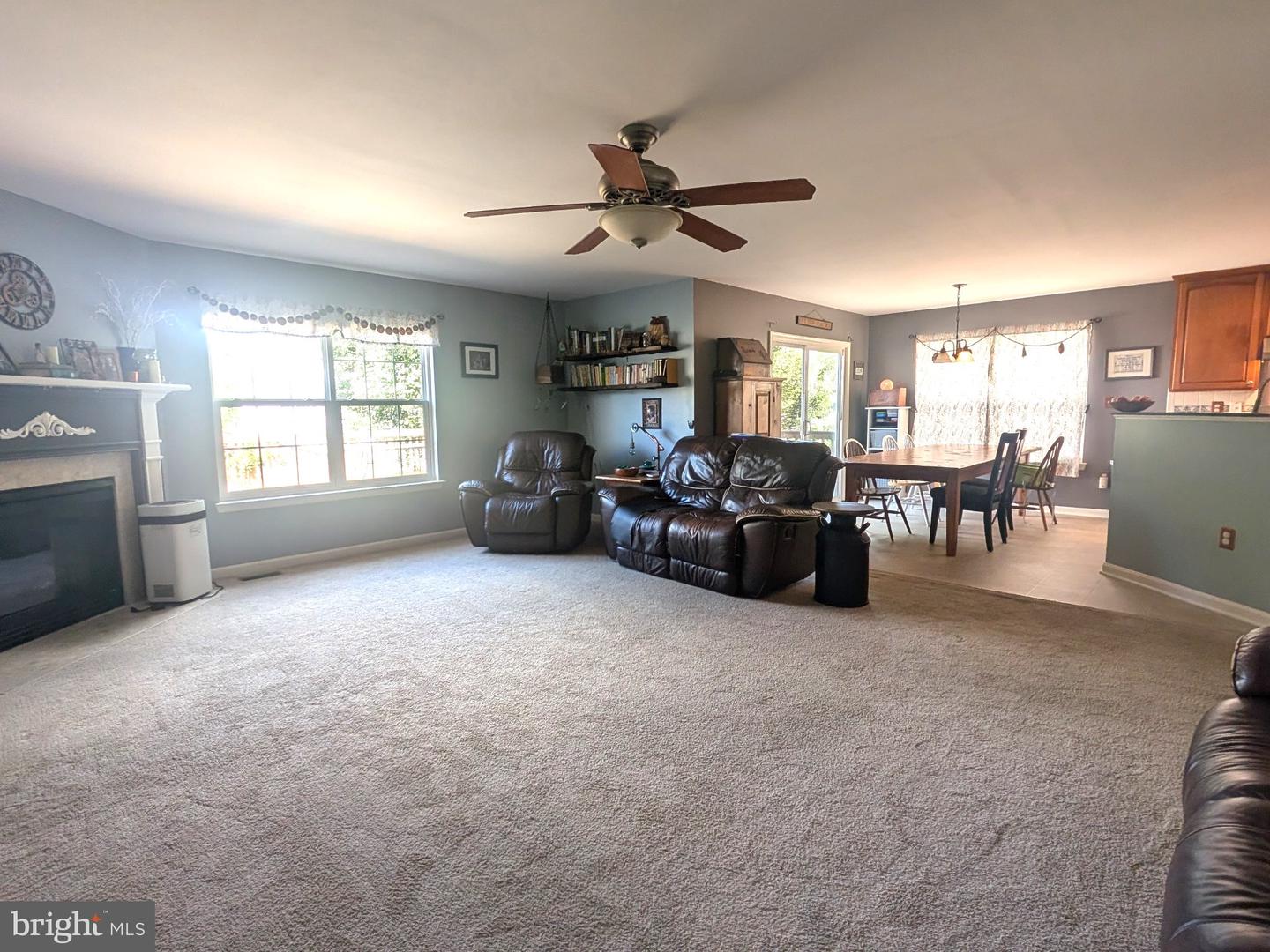 883 Virginia Ave Property Photo 10