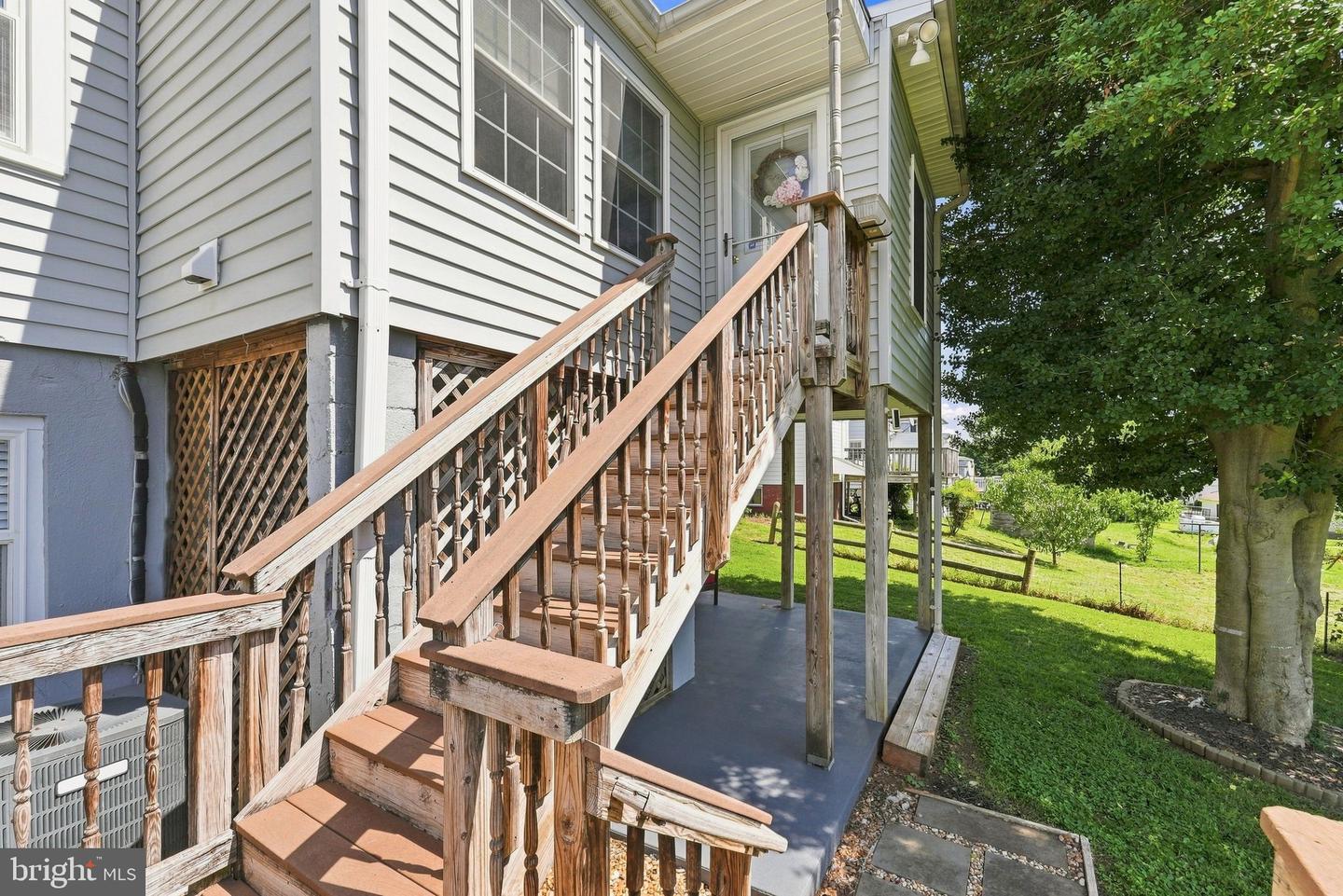 525 First St. Property Photo 46