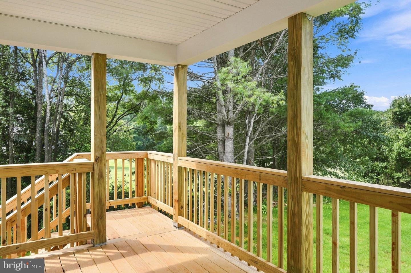 11368 Obannons Mill Rd Property Photo 9