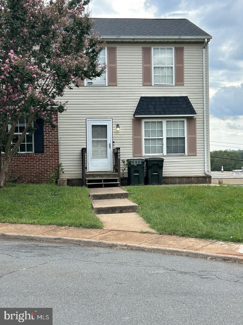 600 Highview Ct Property Photo 1
