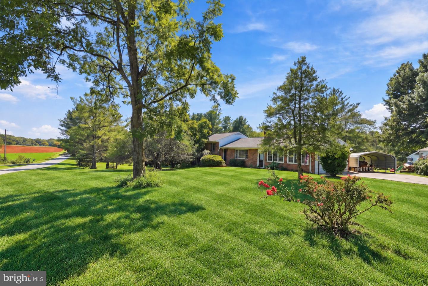 19260 Rolling Hills Dr Property Photo 14