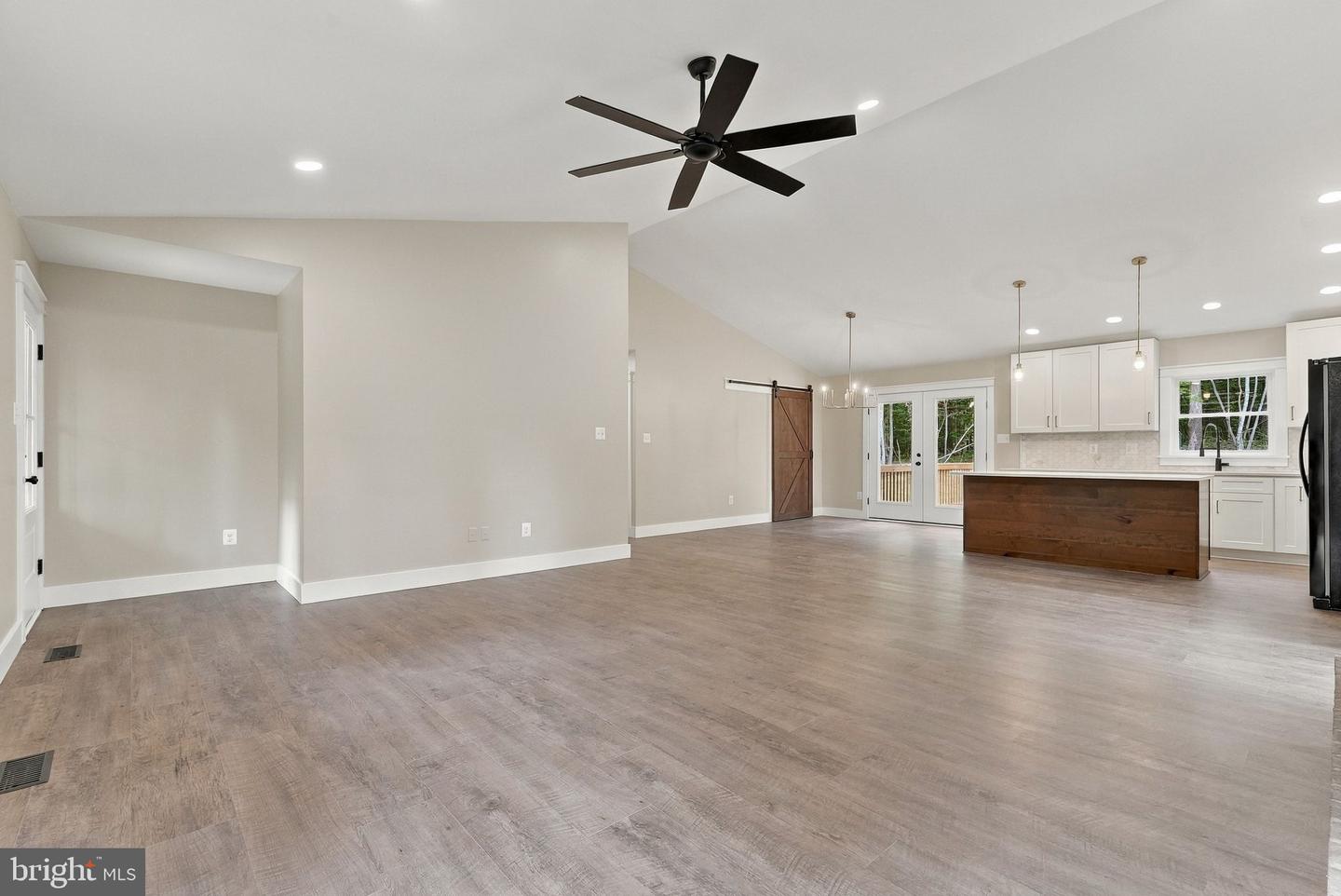 1375 Rose Ln Property Photo 14