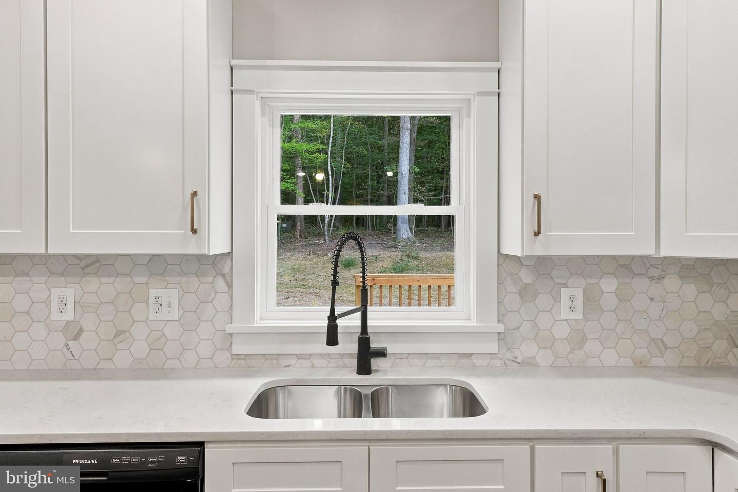 1375 Rose Ln Property Photo 19