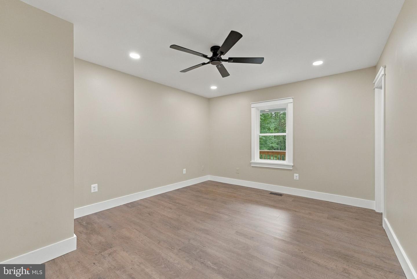 1375 Rose Ln Property Photo 32