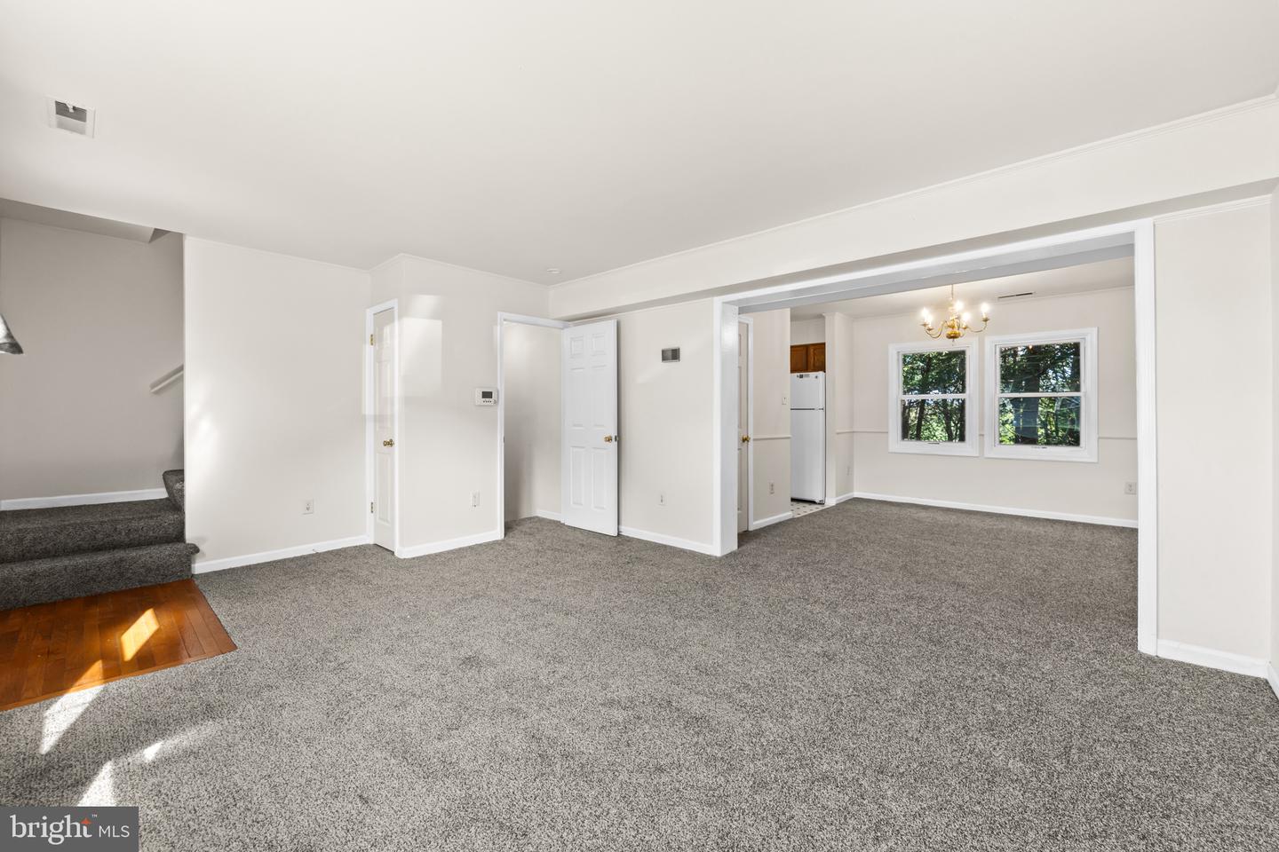 1820 Picadilly Cir Property Photo 4