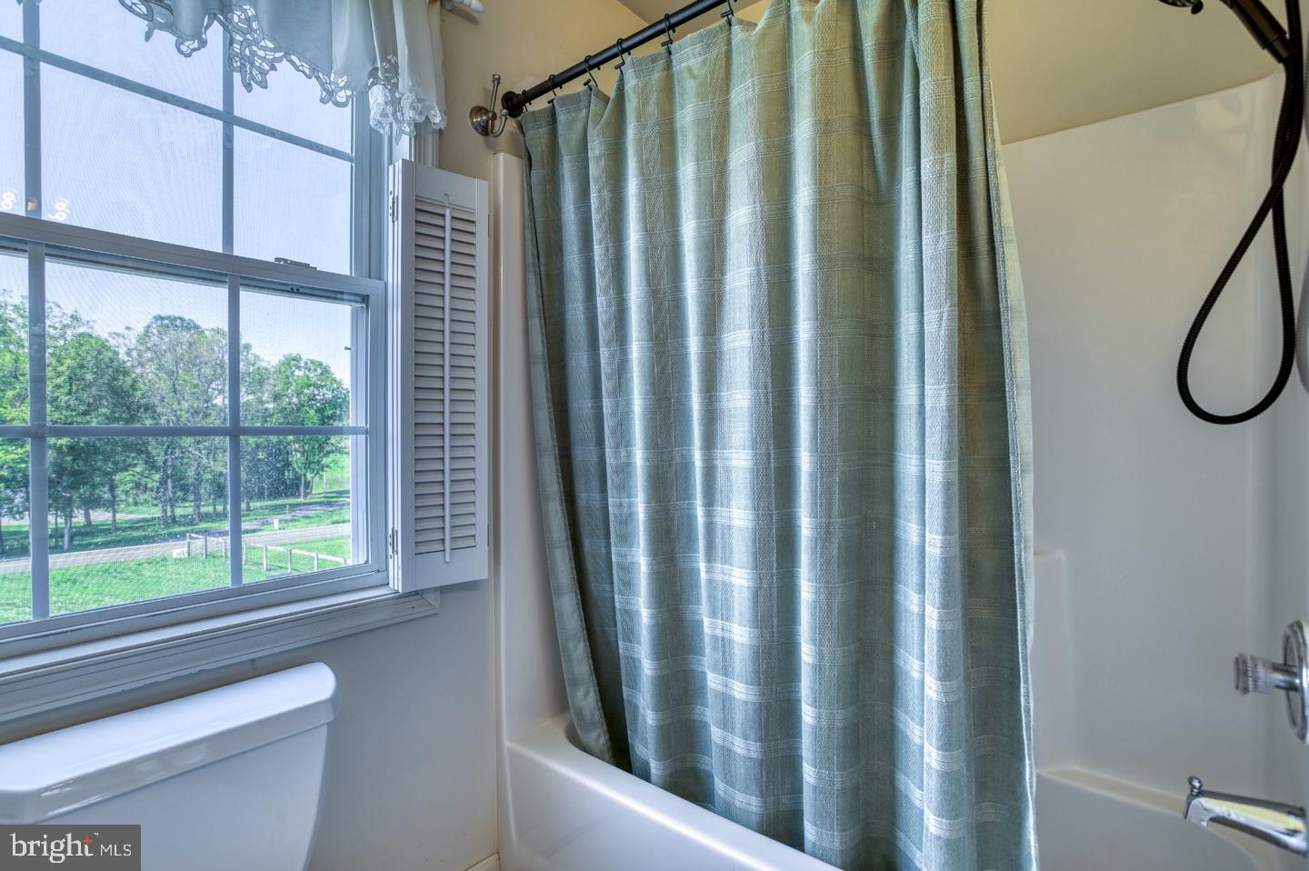 15412 Lake Breeze Ln Property Photo 25