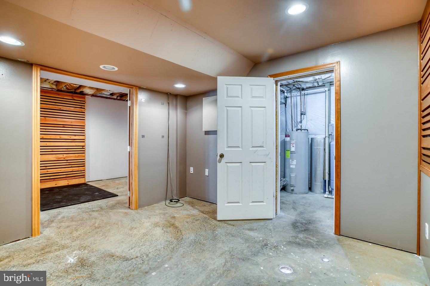 15412 Lake Breeze Ln Property Photo 41