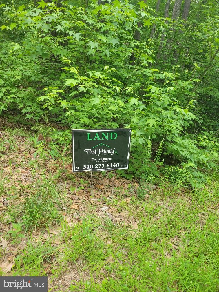 0 Turnpike Property Photo 2