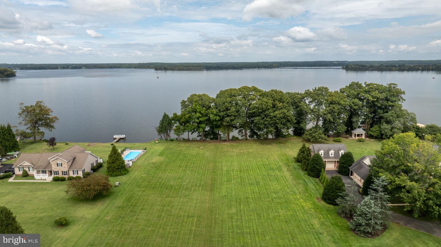 30079 Goose Point Ct Property Photo