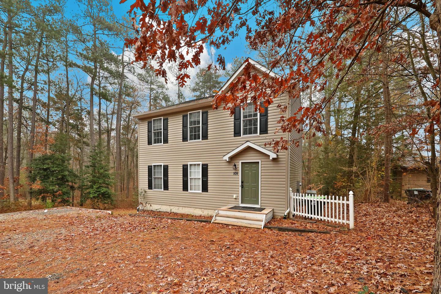 105 Waverly Dr Property Photo 4