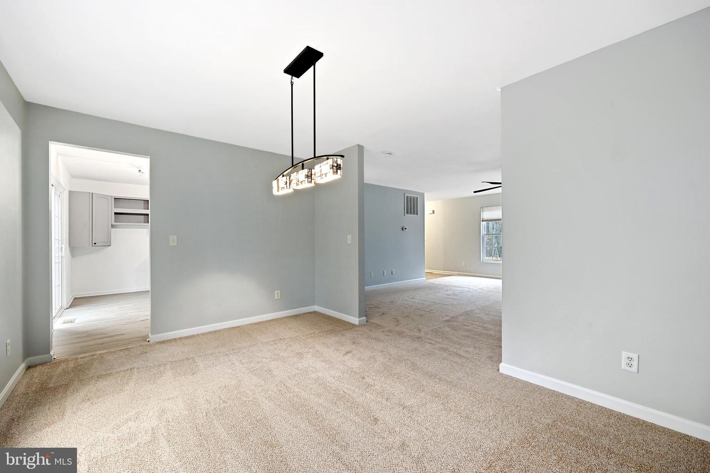 105 Waverly Dr Property Photo 12