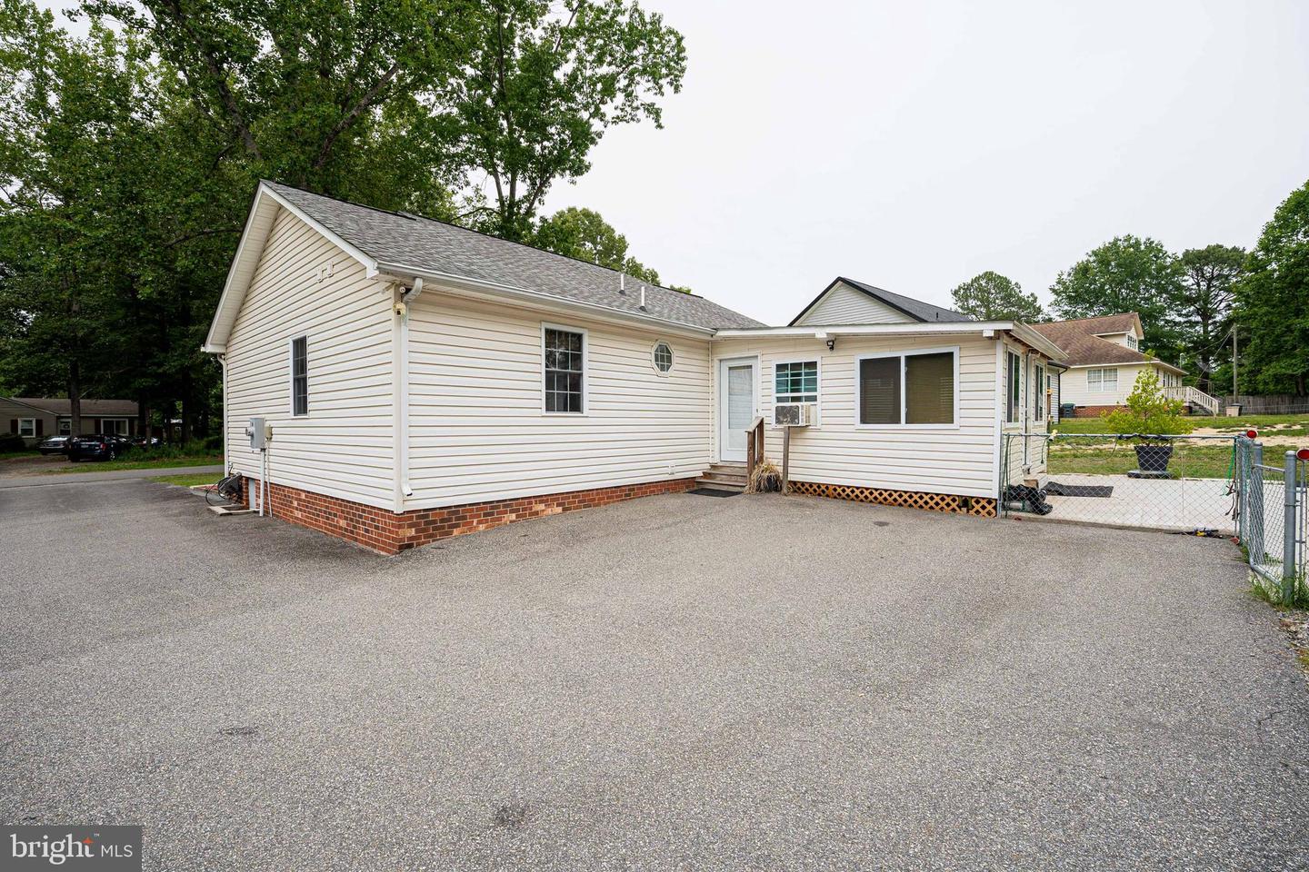 12226 Bristle Cone Ln Property Photo 26