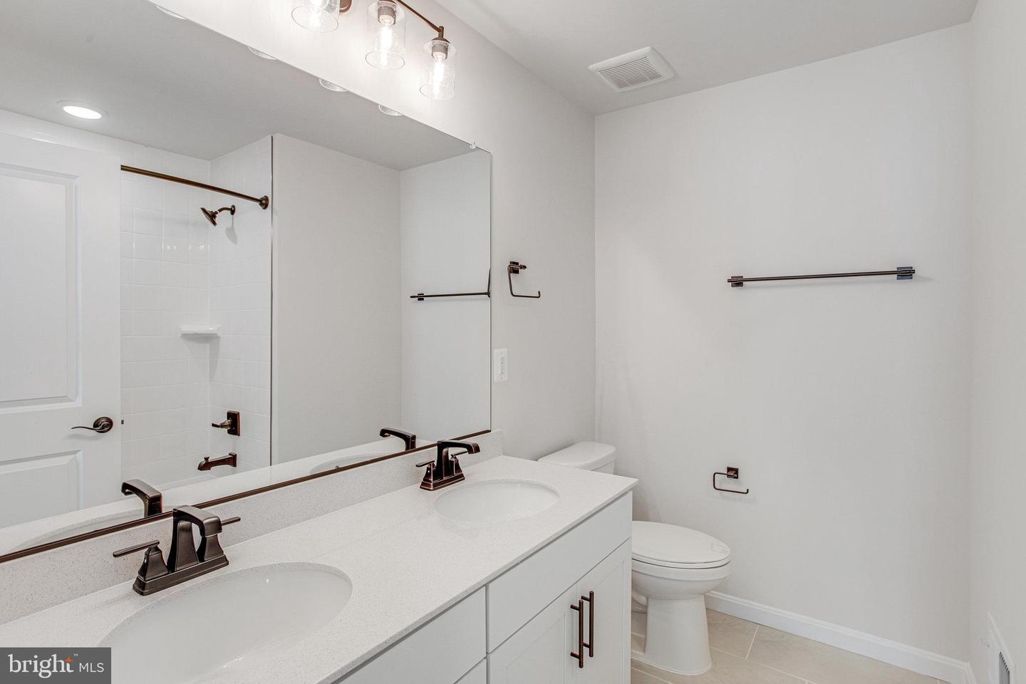 7123 Braxton Ct Property Photo 15