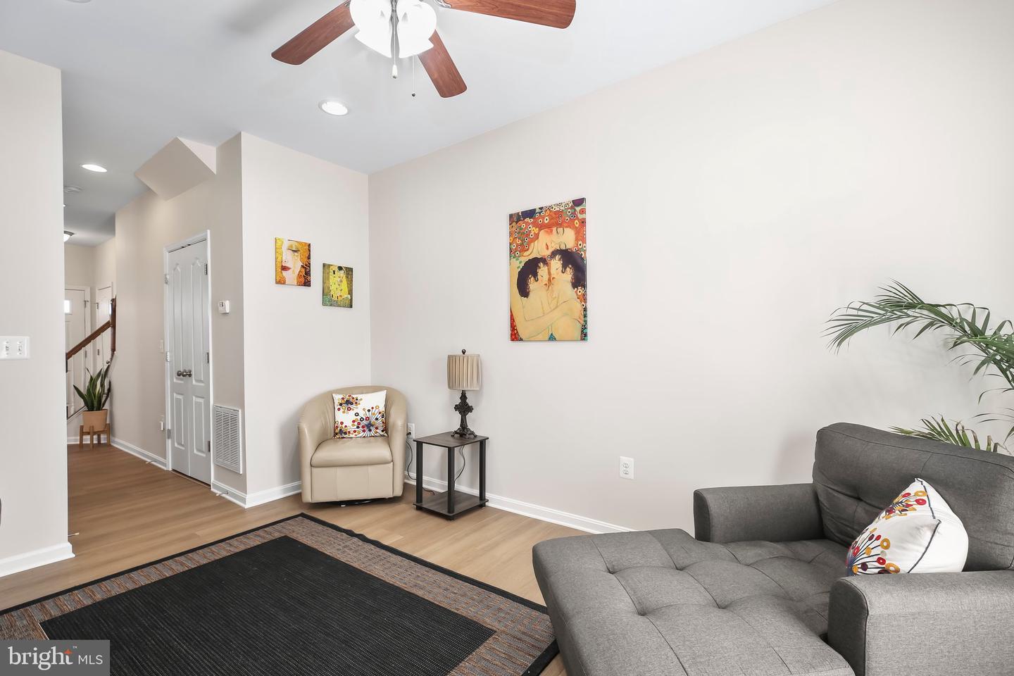 17318 Library Blvd Property Photo 8
