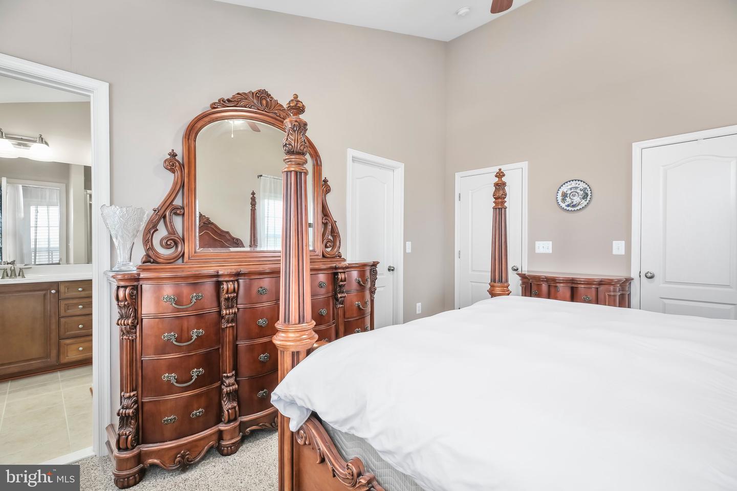 17318 Library Blvd Property Photo 15