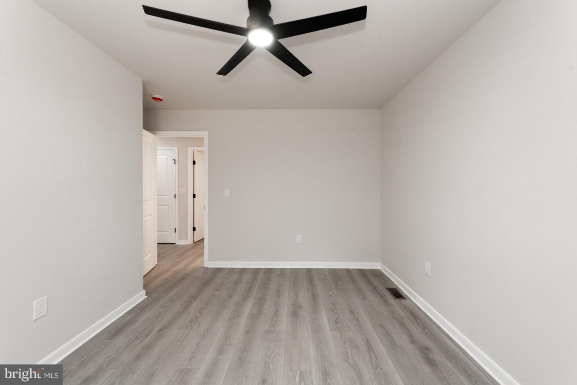 9162 Rhode Island Ln Property Photo 15