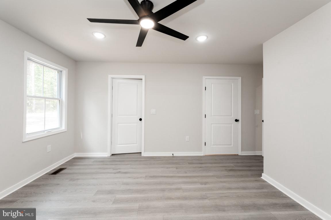 9162 Rhode Island Ln Property Photo 18