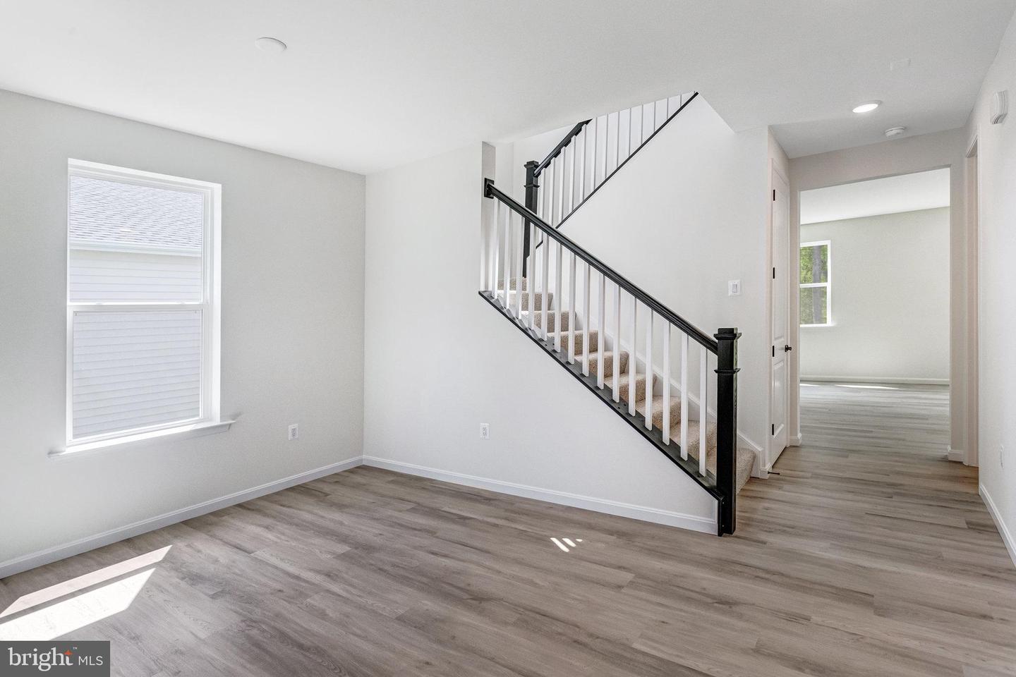 7122 Braxton Ct Property Photo 5