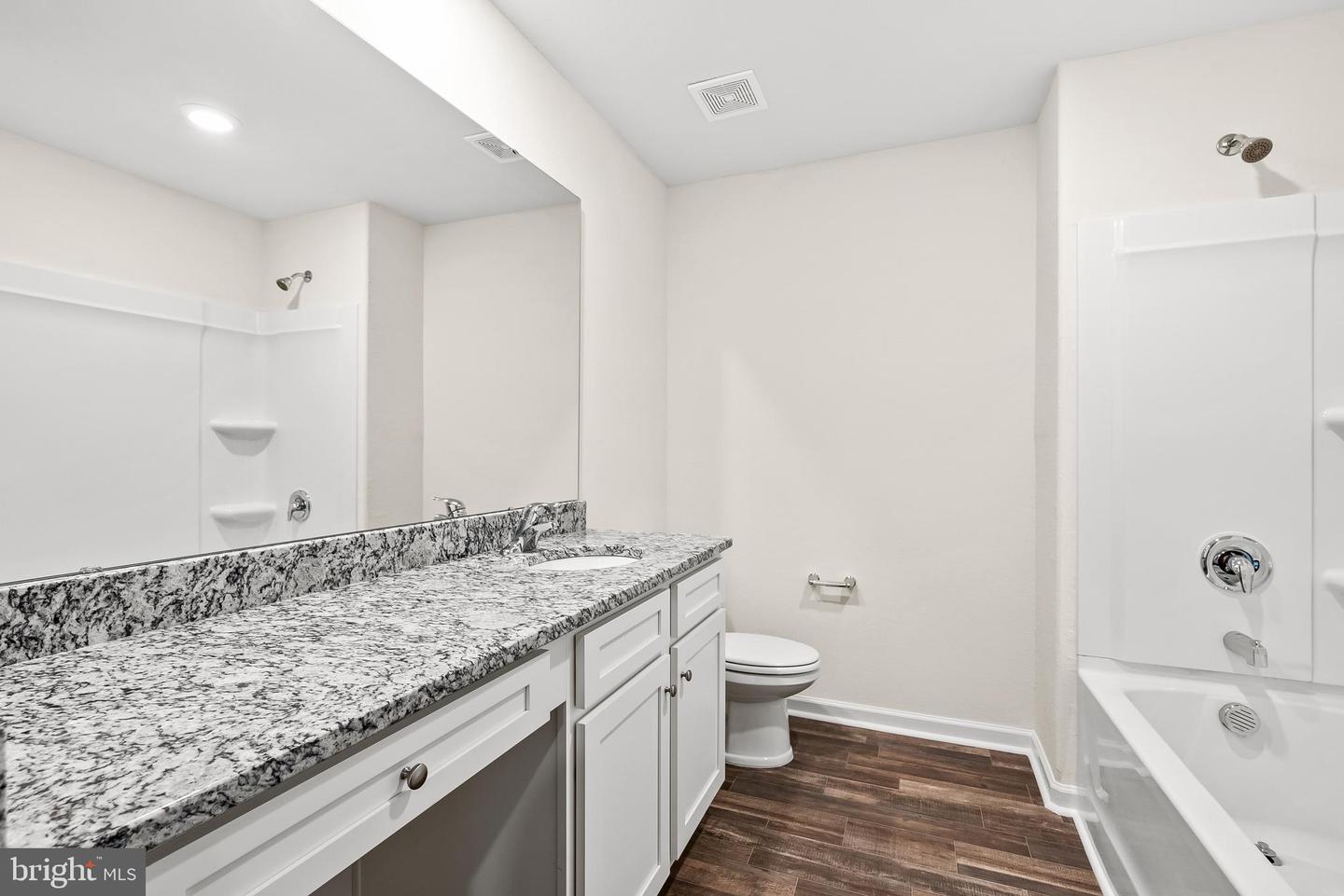 17273 George Ruffin Rd Property Photo 16