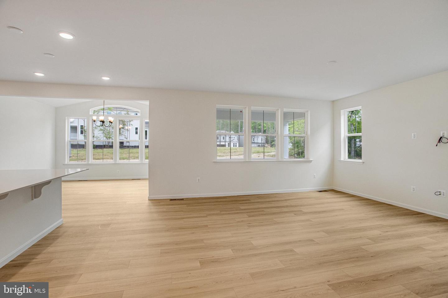 7107 Braxton Ct Property Photo 8