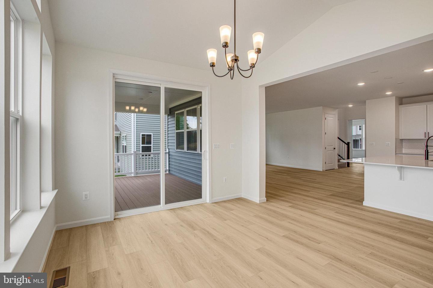 7107 Braxton Ct Property Photo 14