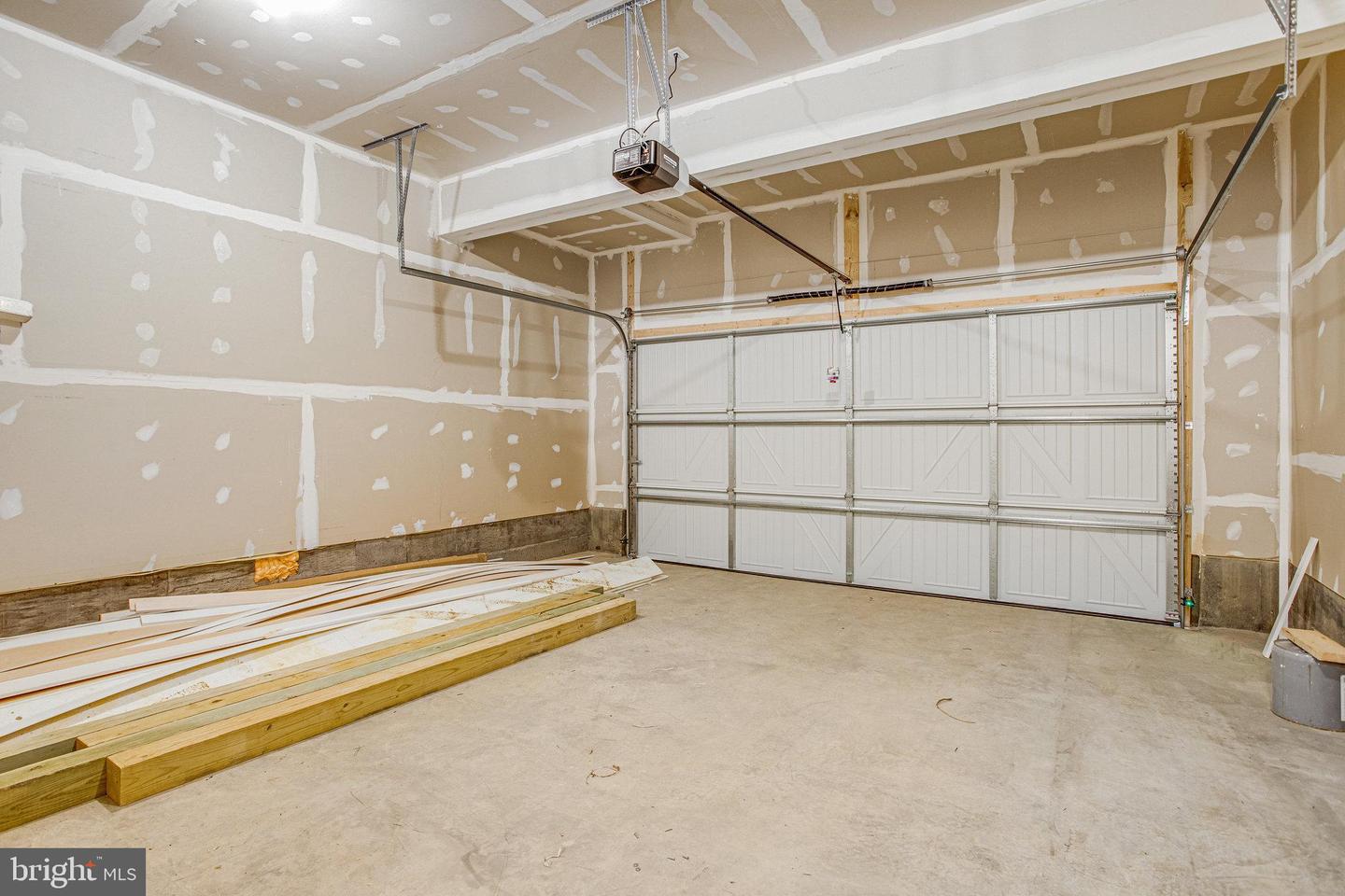 7107 Braxton Ct Property Photo 17