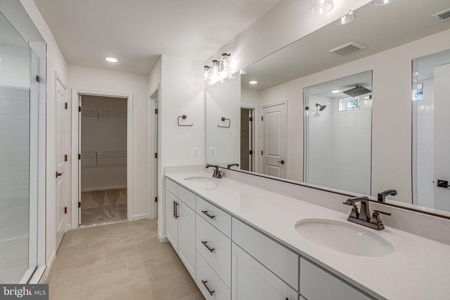 7107 Braxton Ct Property Photo 22