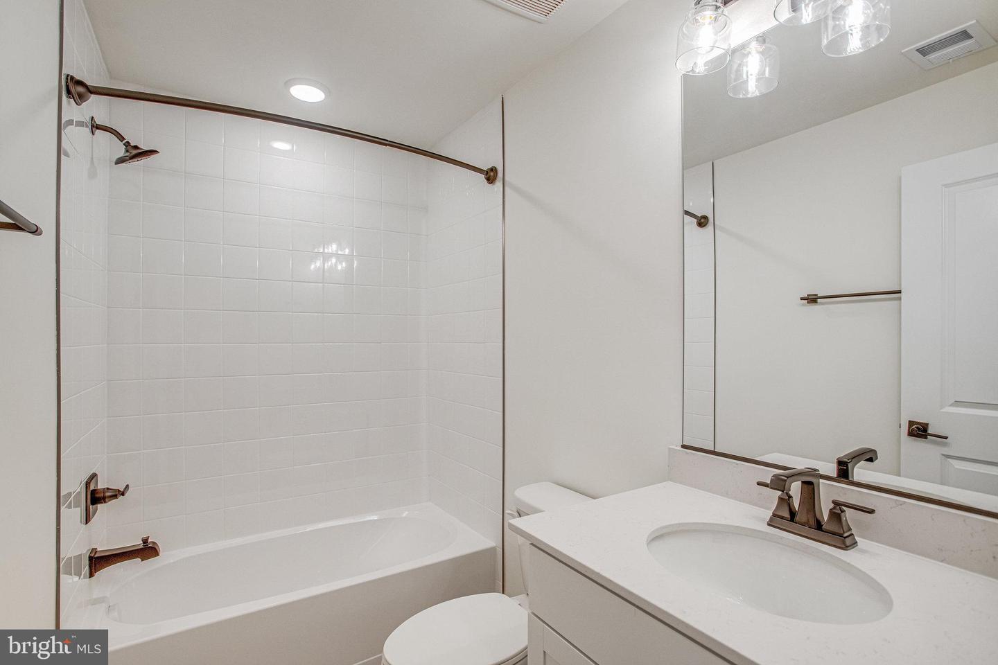 7107 Braxton Ct Property Photo 35