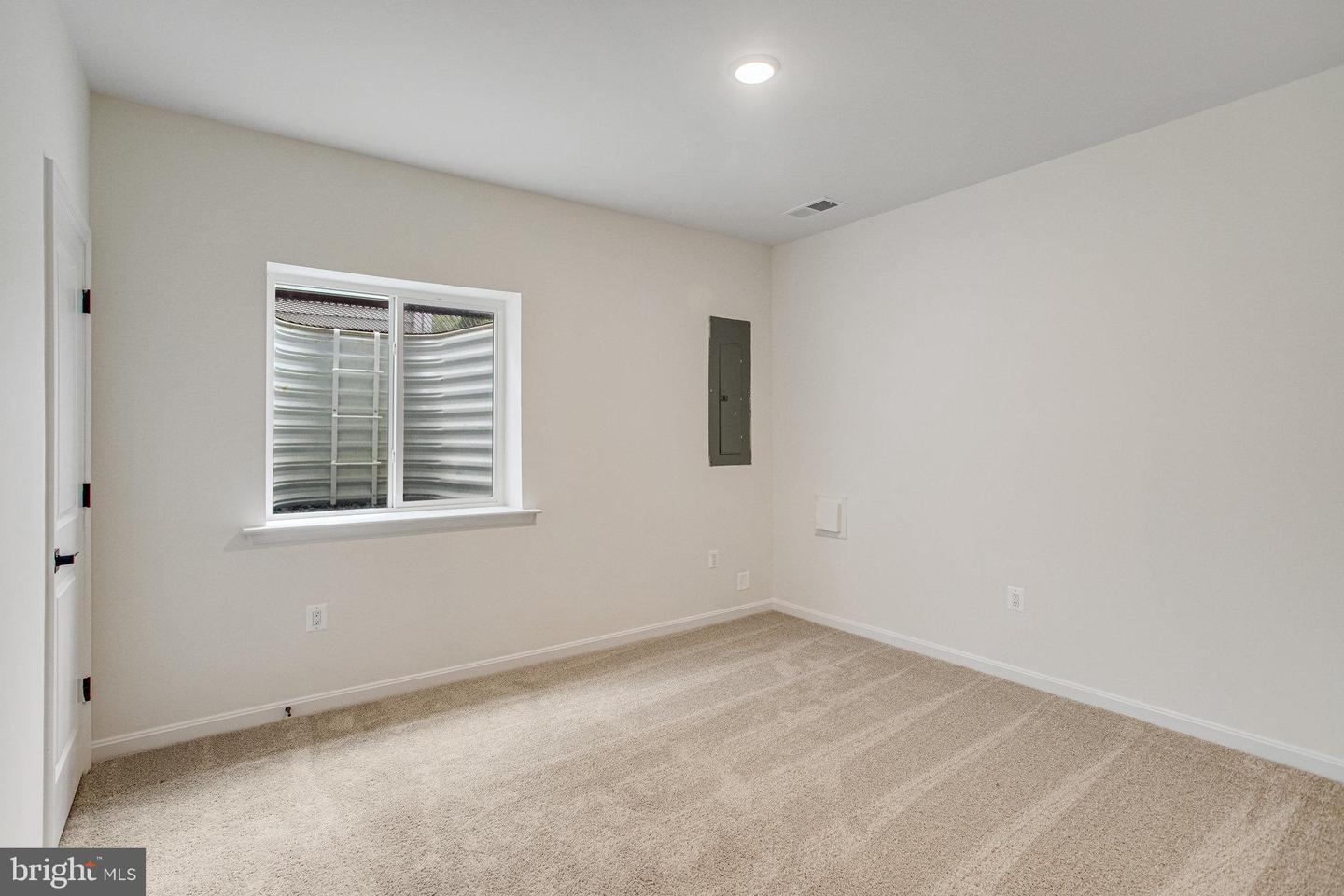 7107 Braxton Ct Property Photo 36