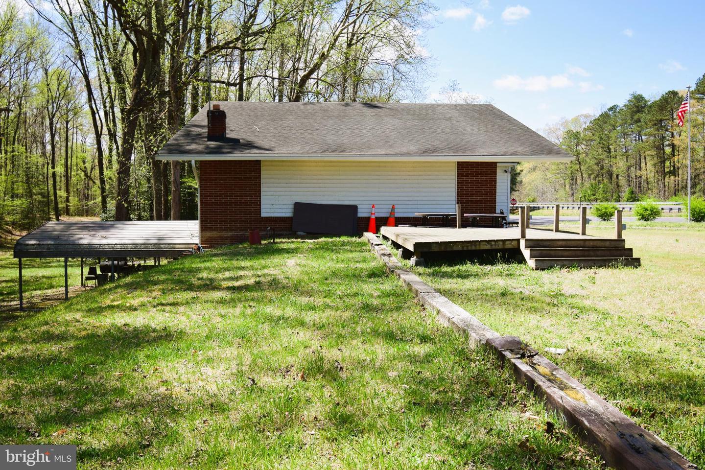 17532 A P Hill Blvd Property Photo 4