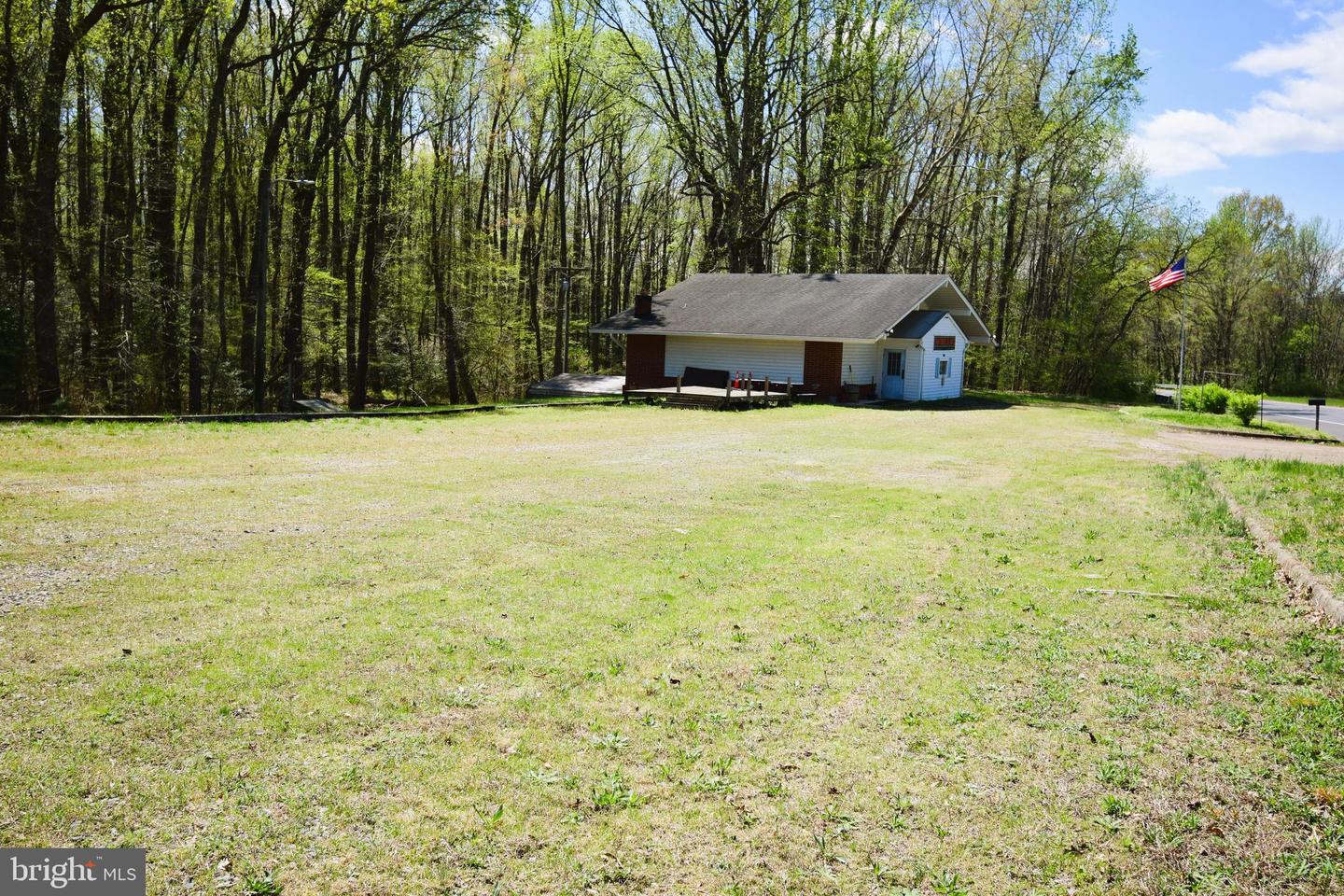 17532 A P Hill Blvd Property Photo 5