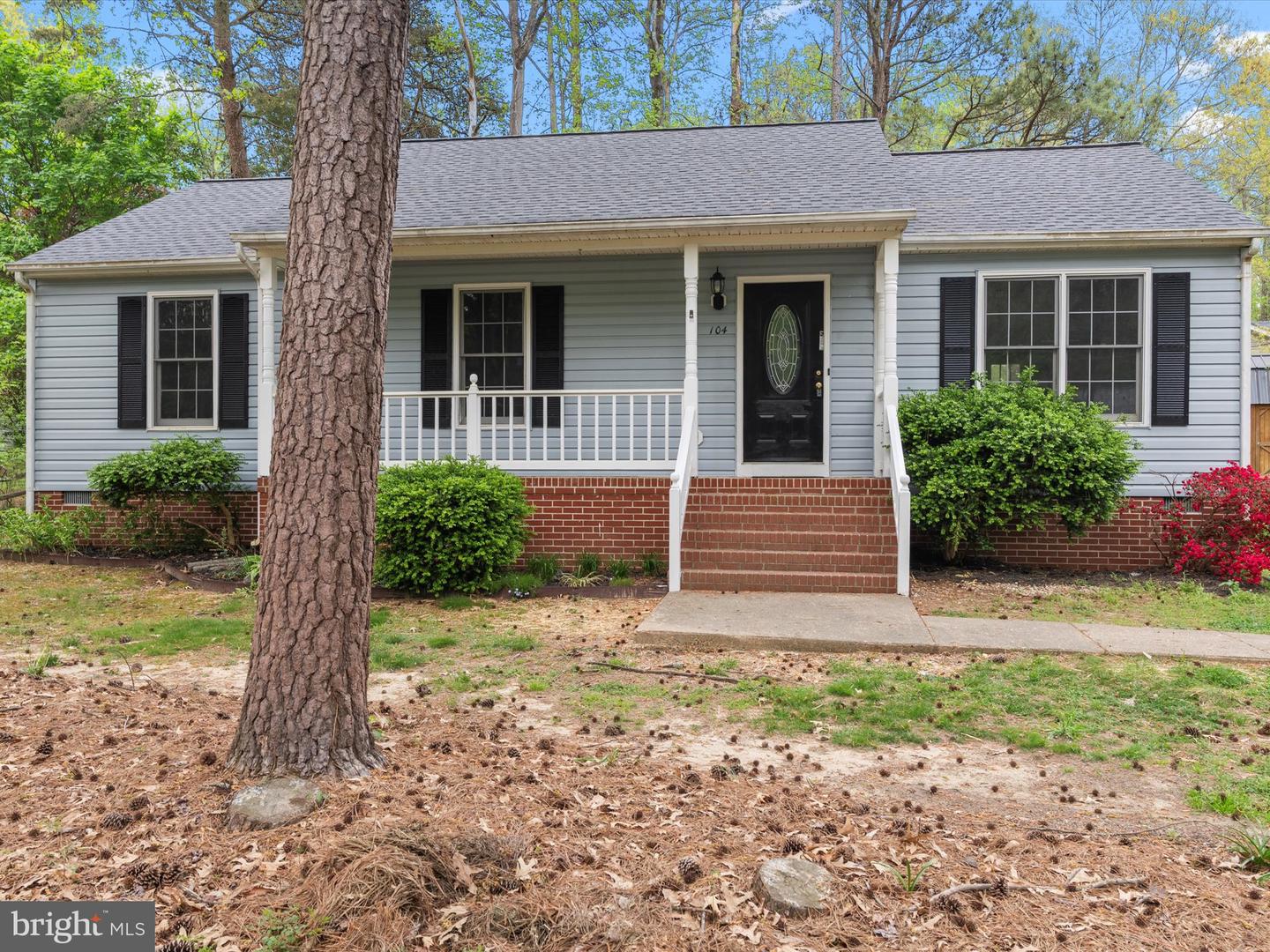 104 Independence Dr Property Photo
