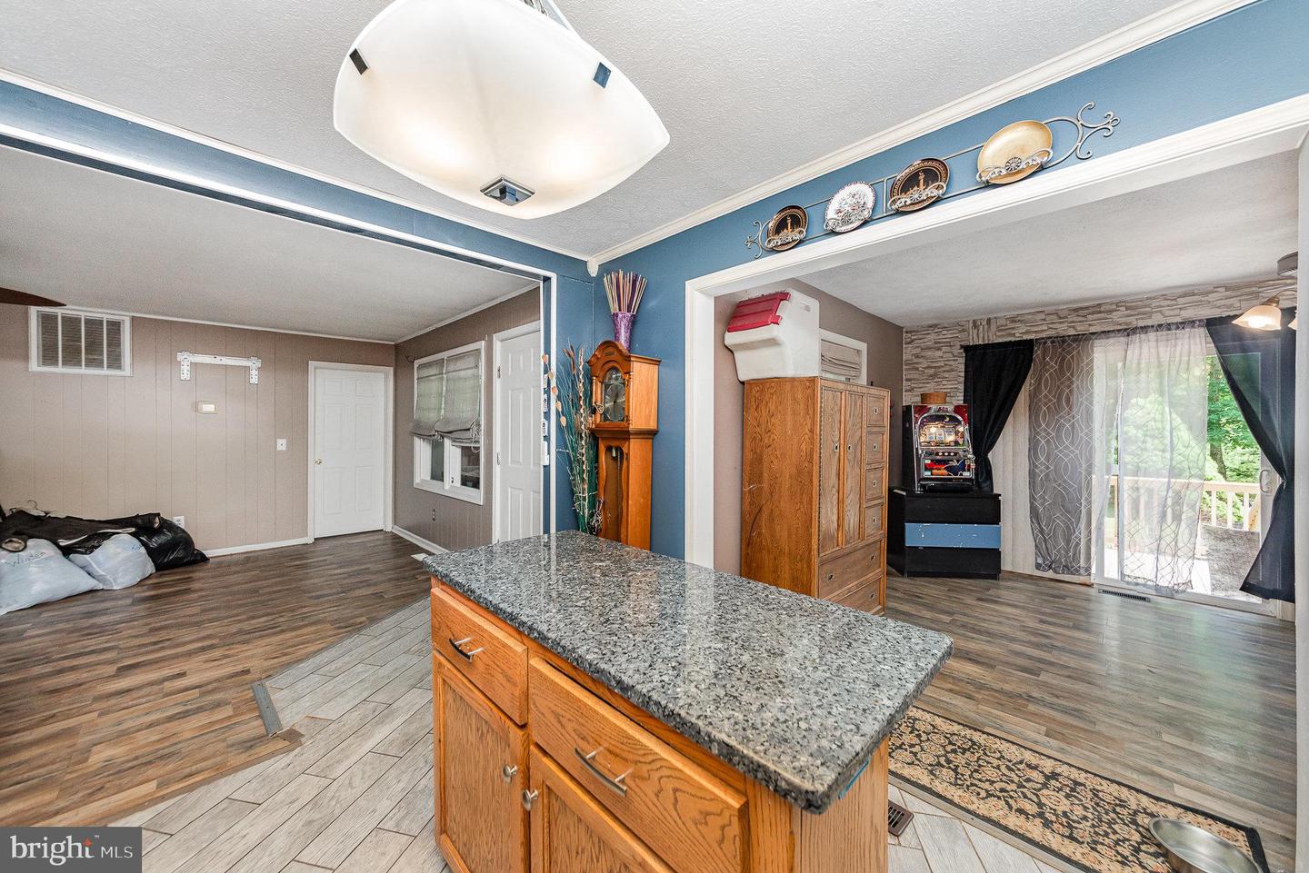 6322 Powers Ln Property Photo 11