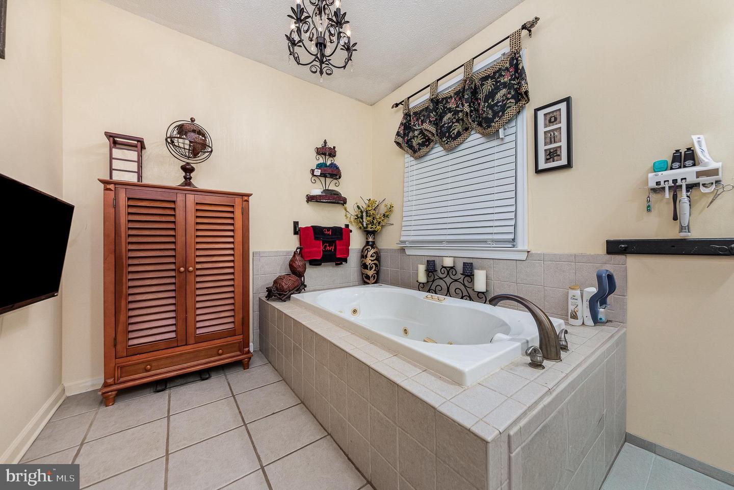 6322 Powers Ln Property Photo 18